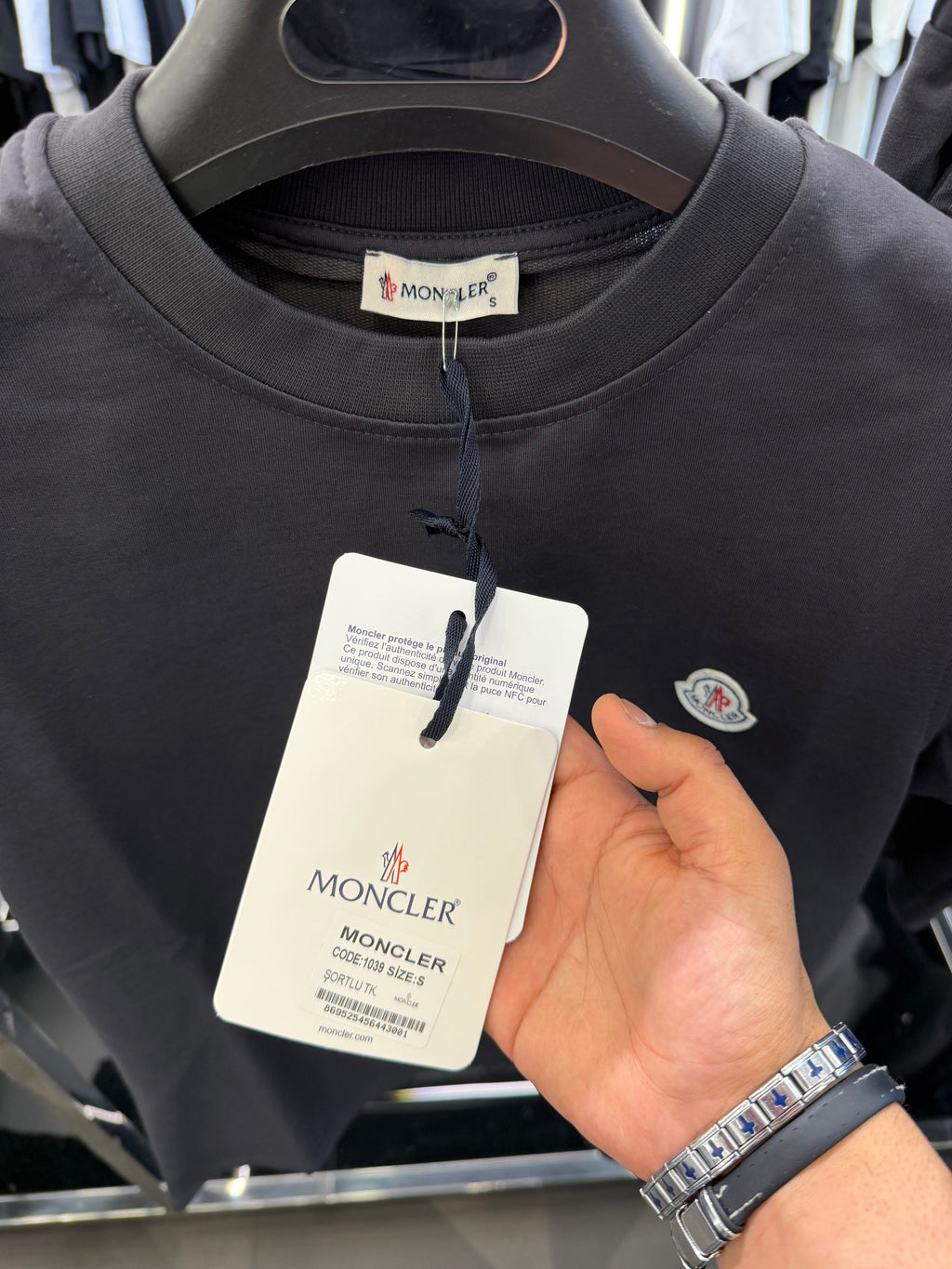 MONCLER - ΣΕΤ ΣΟΡΤΣ