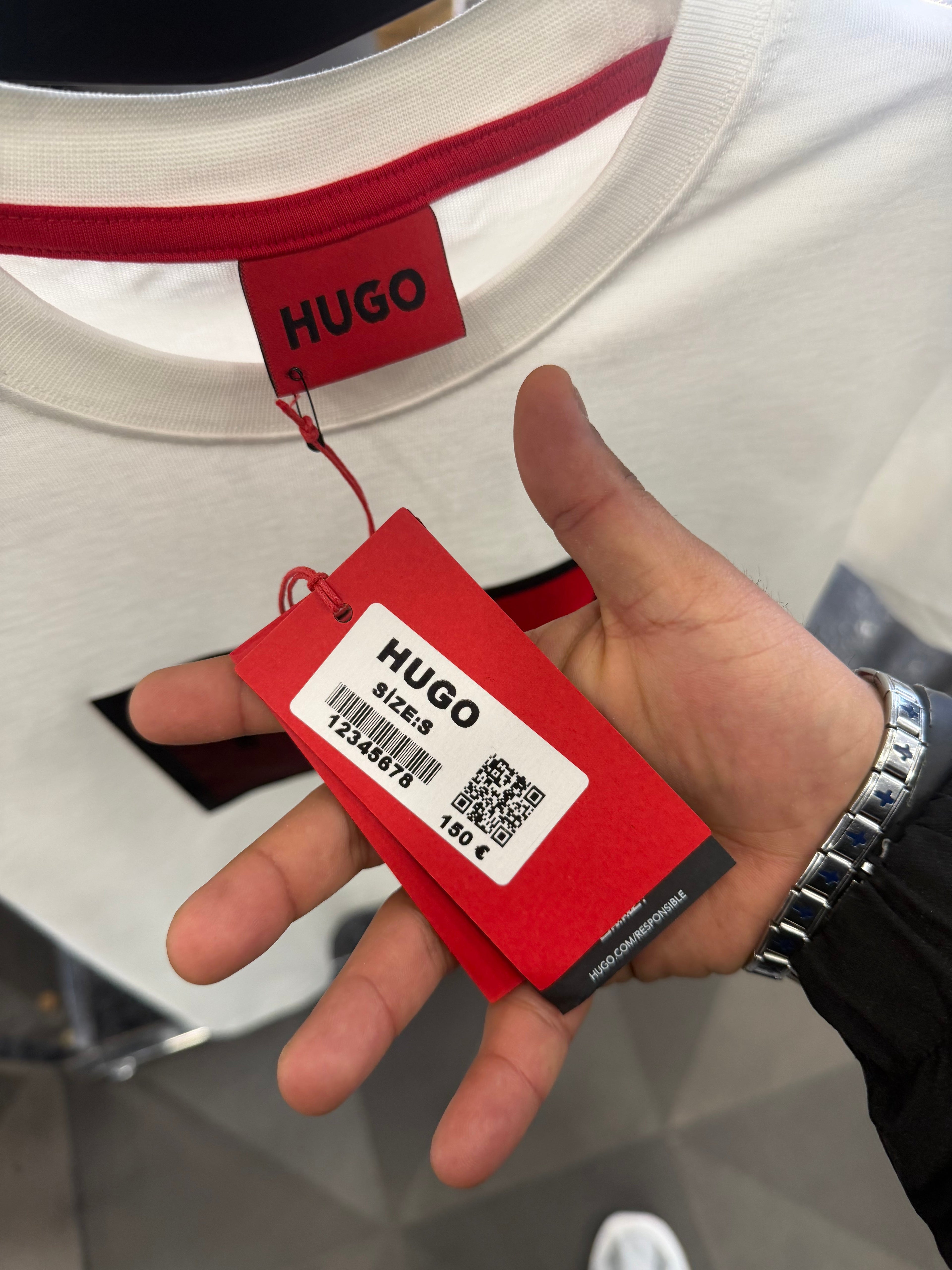 HUGO BOSS T-SHIRT NEW IN