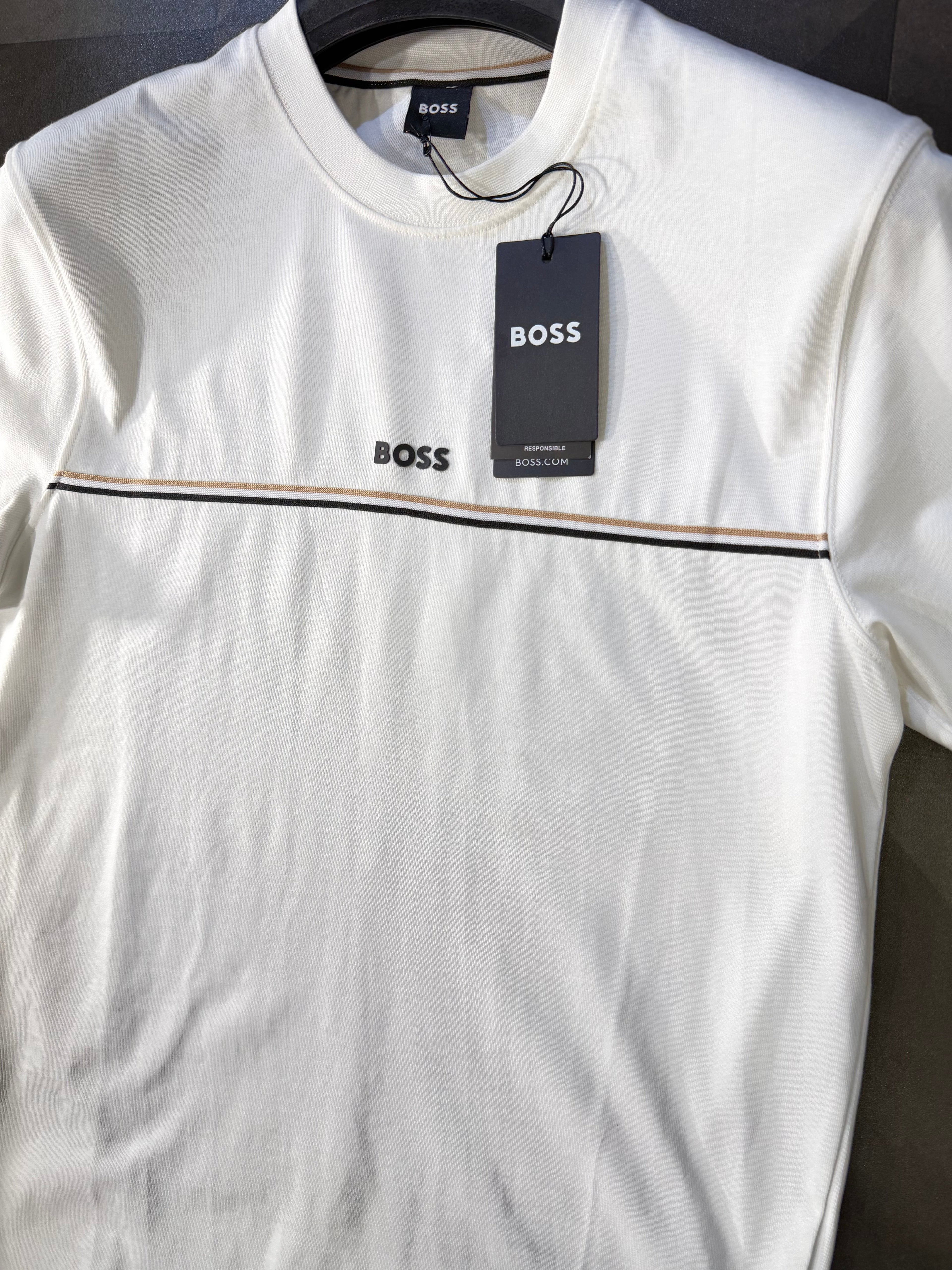 HUGO BOSS - T-SHIRT NEW IN
