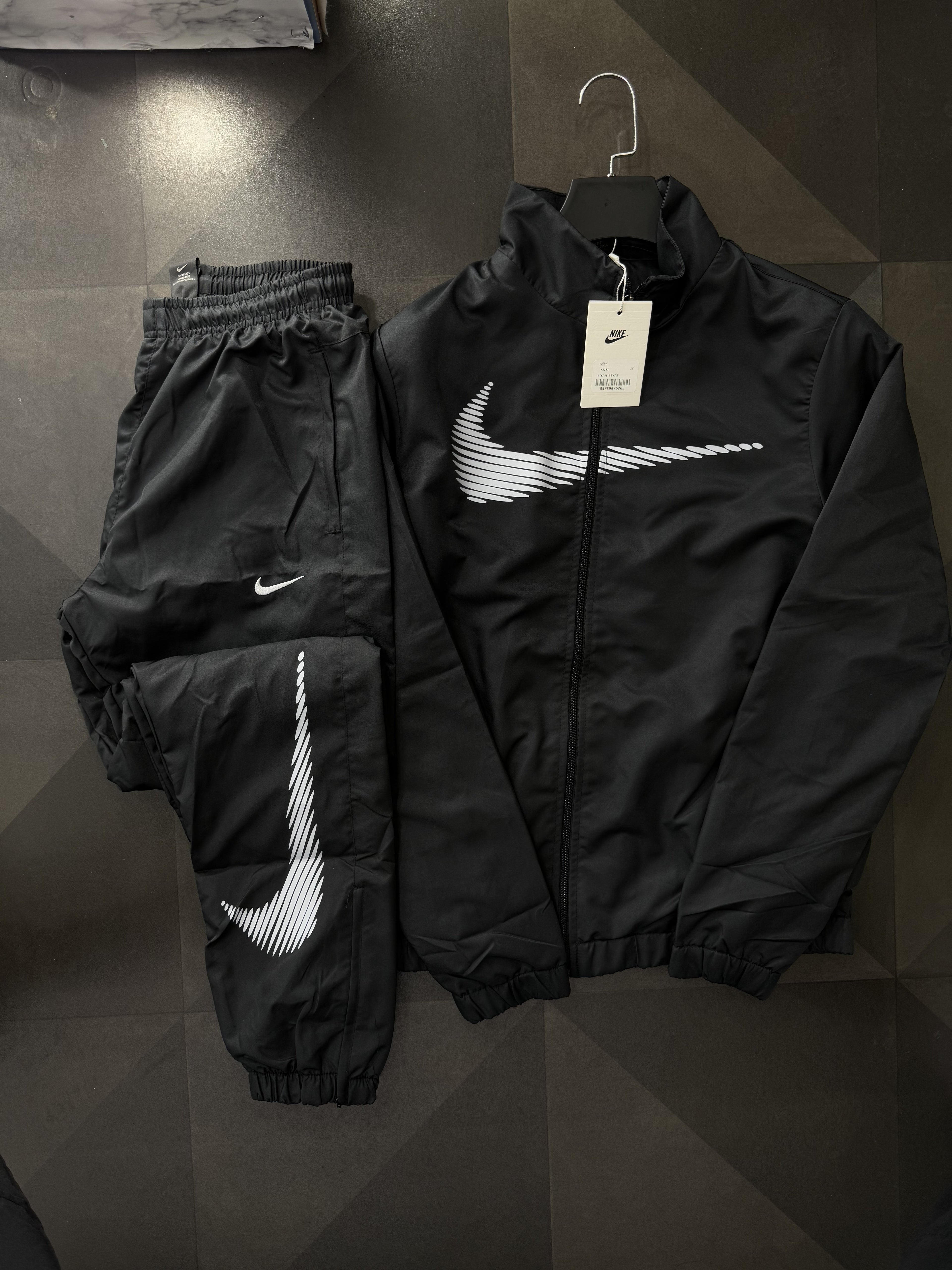 NIKE - ΣΕΤ FINISH SEASON
