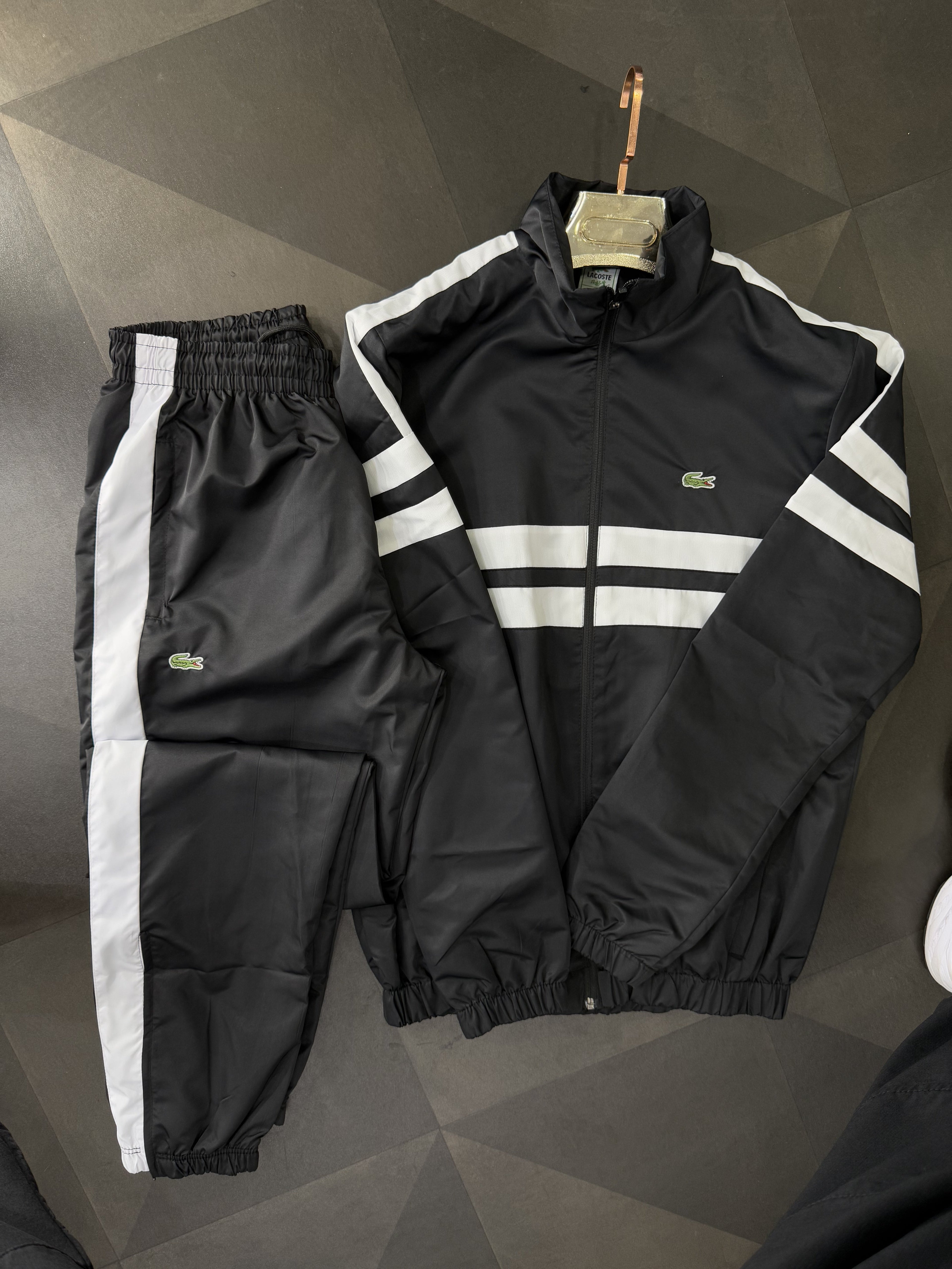 LACOSTE - ΣΕΤ
