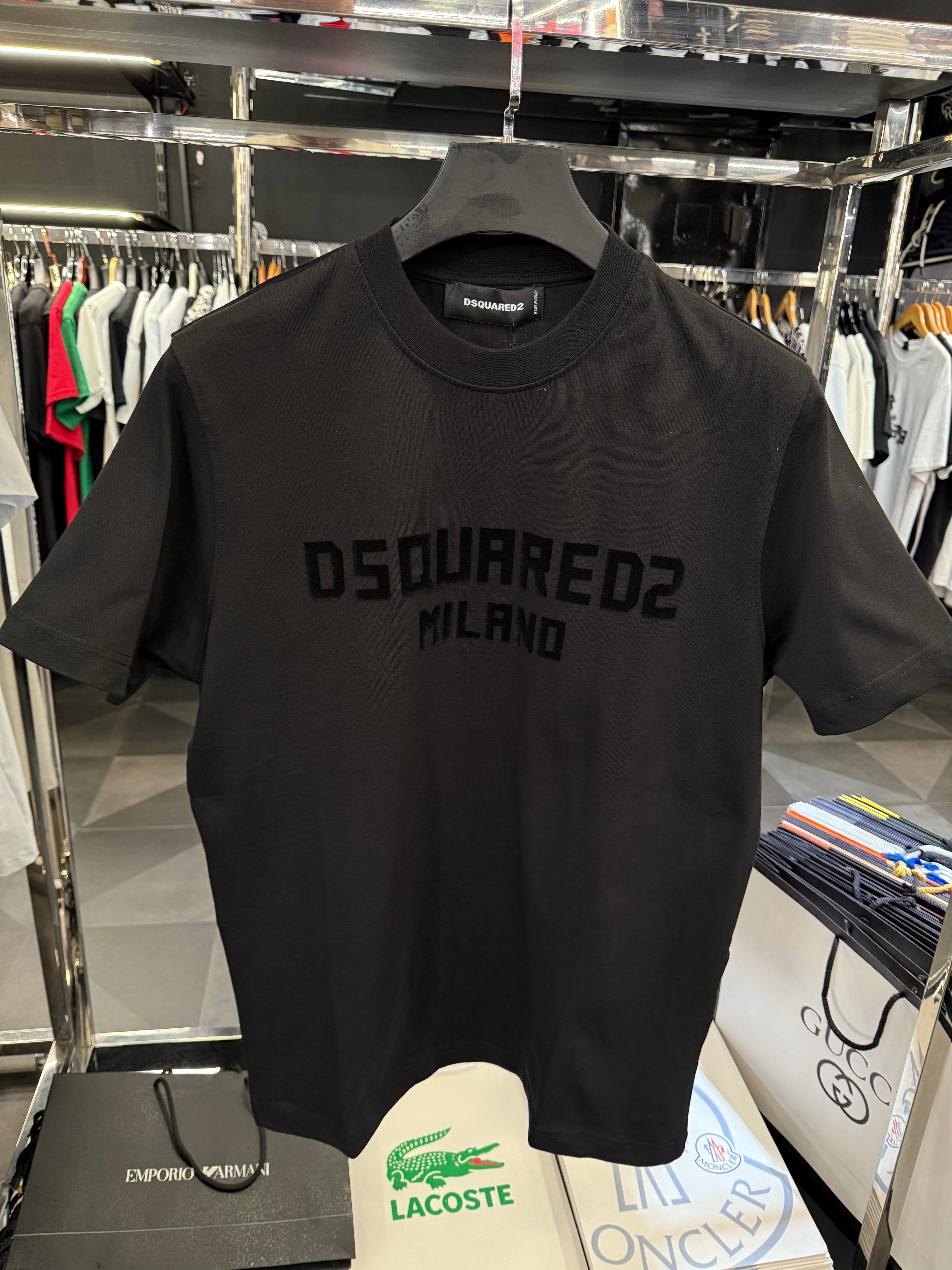 DSQ2 - T-SHIRT 2026