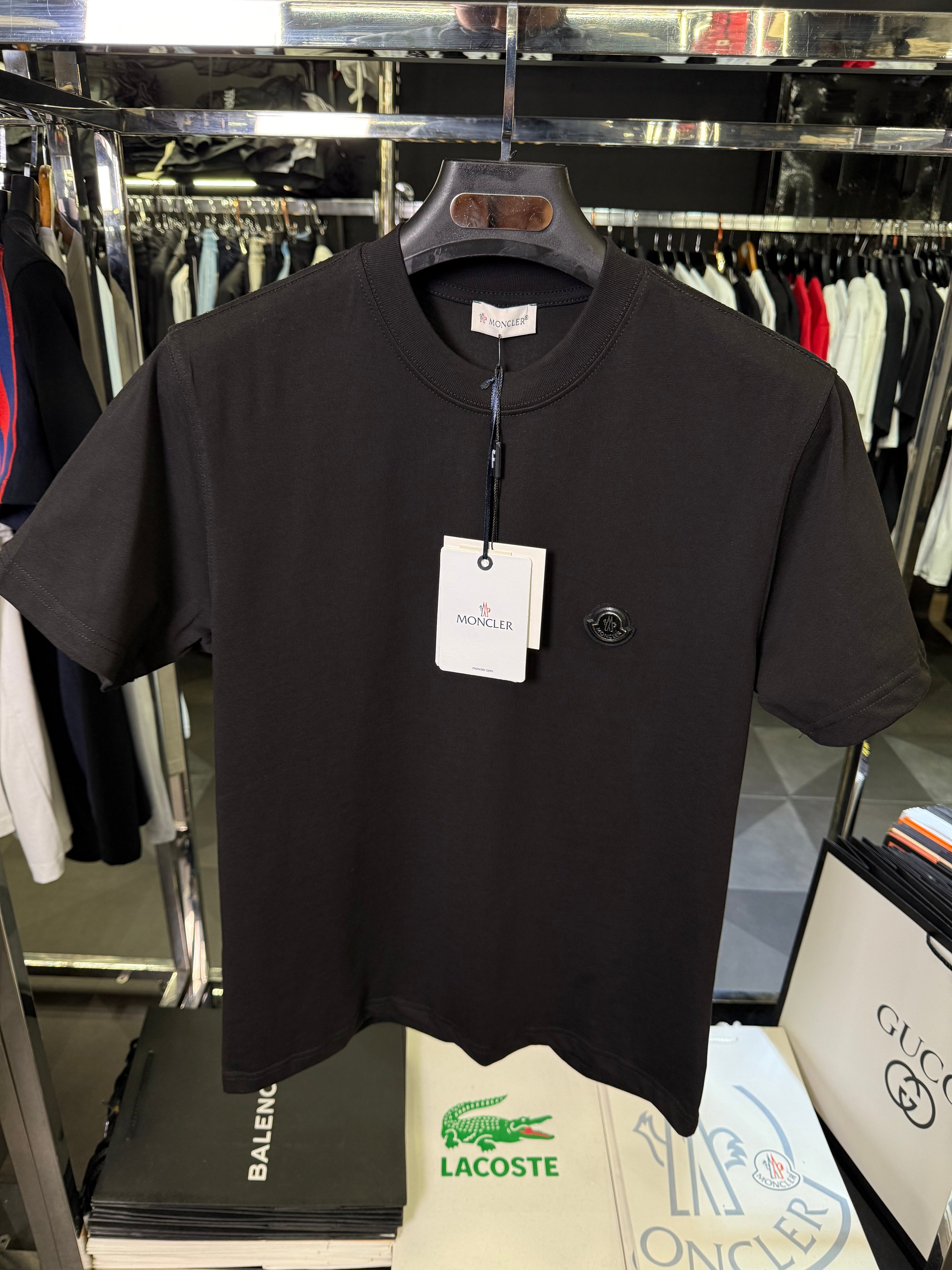 T-SHIRT - CODE 6915