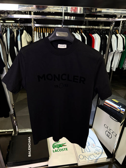 '- T-SHIRT 2026