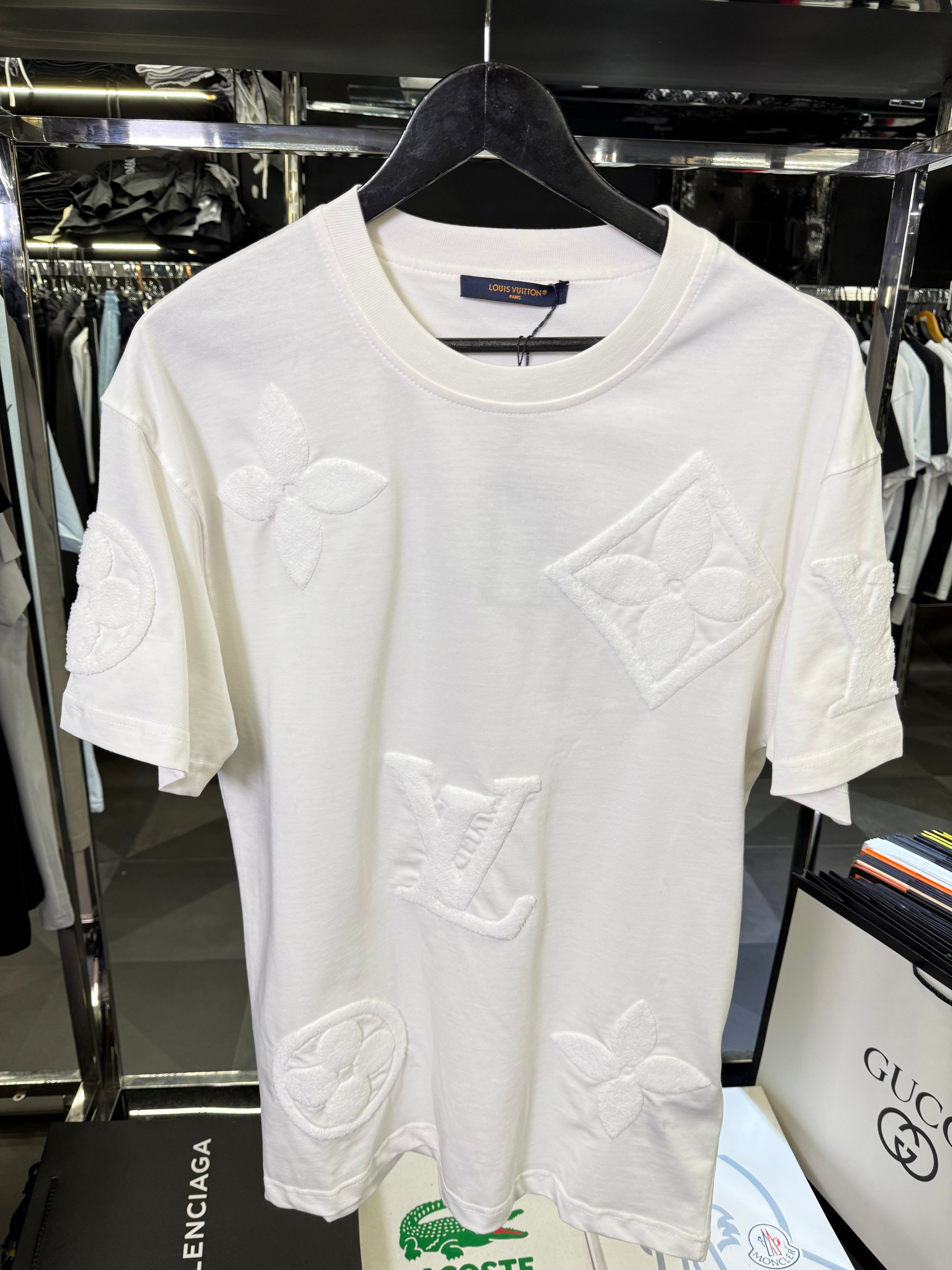 LOUIS VUITTON - T-SHIRT