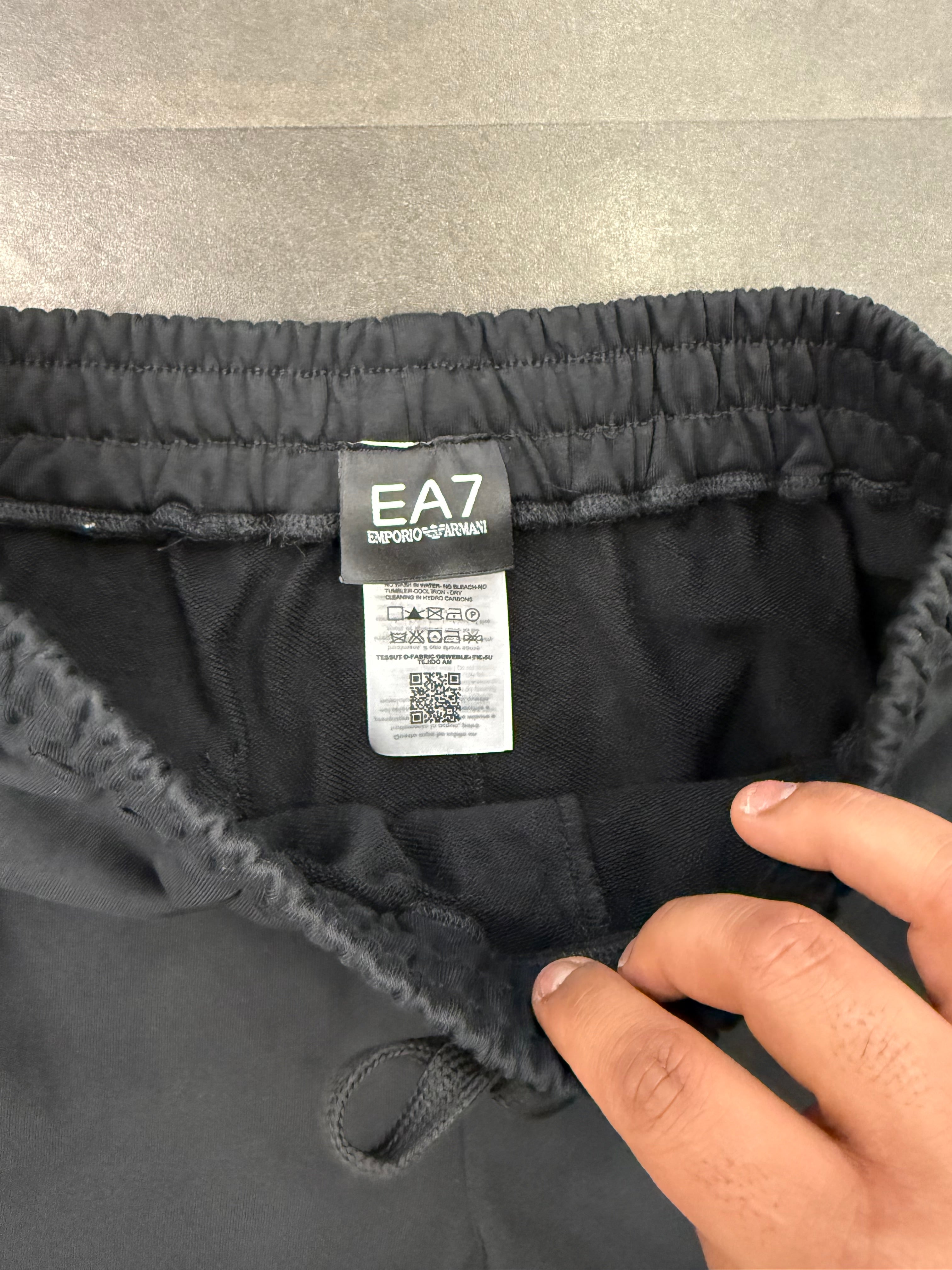 EA7 - ΒΕΡΜΟΥΔΑ