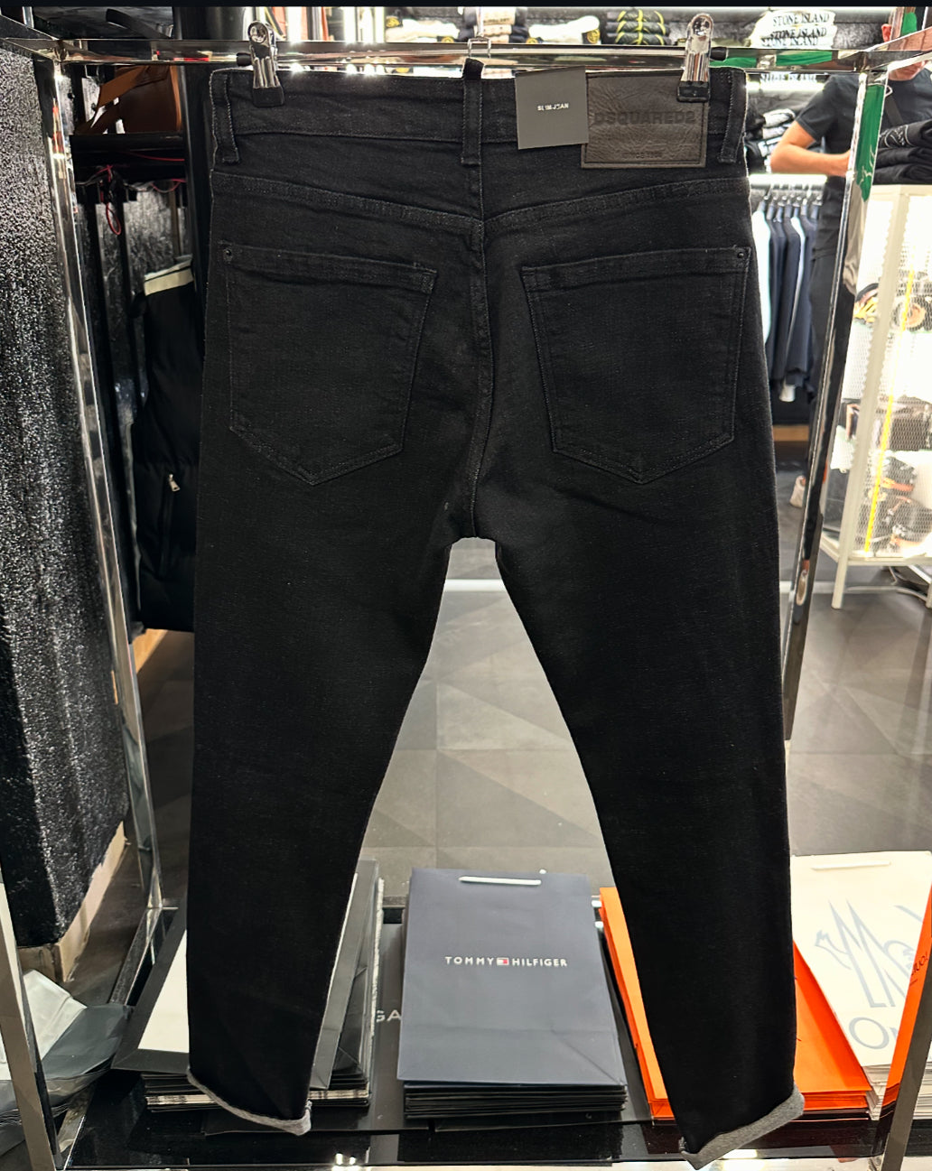 DSQ2 ICON - JEAN 036