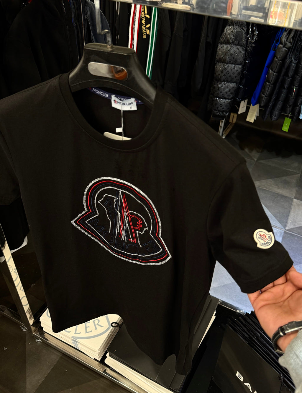 T-SHIRT - CODE 0F613