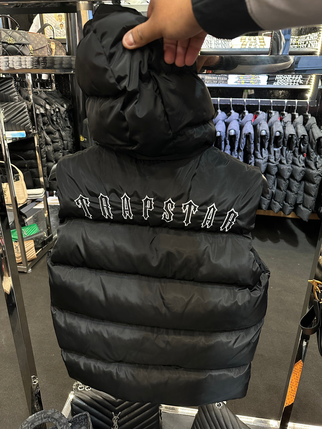 TRAPSTAR ΑΜΑΝΙΚΟ ΜΑΥΡΟ